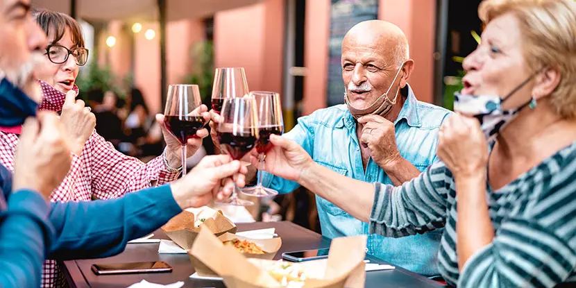 Умеренное потребление вина ассоциировано с более низким риском развития катаракты