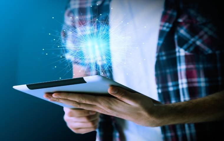 Восемь главных инноваций в офтальмологии 2024 года: прорывные методы терапии и диагностики глазных болезней