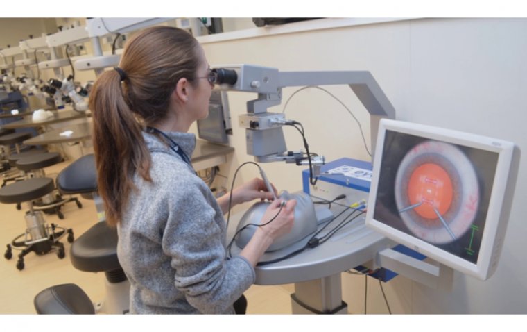 Пять ключевых компетенций, которые ординаторы-офтальмологи должны освоить до начала практики