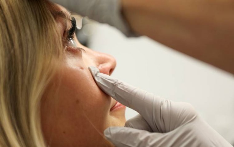 Протеомный профиль слезы как предиктор послеоперационной боли: результаты ретроспективного анализа