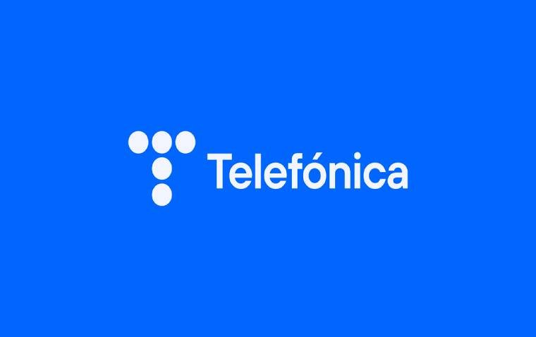 Telefónica внедрила 5G и ИИ в офтальмологическую диагностику: устройство CatEye для выявления катаракты